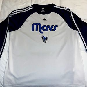 Adidas long sleeve shirt - Dallas Mavericks